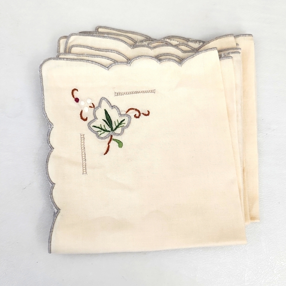 4 Vintage Linen Embroidered Leaf Napkins